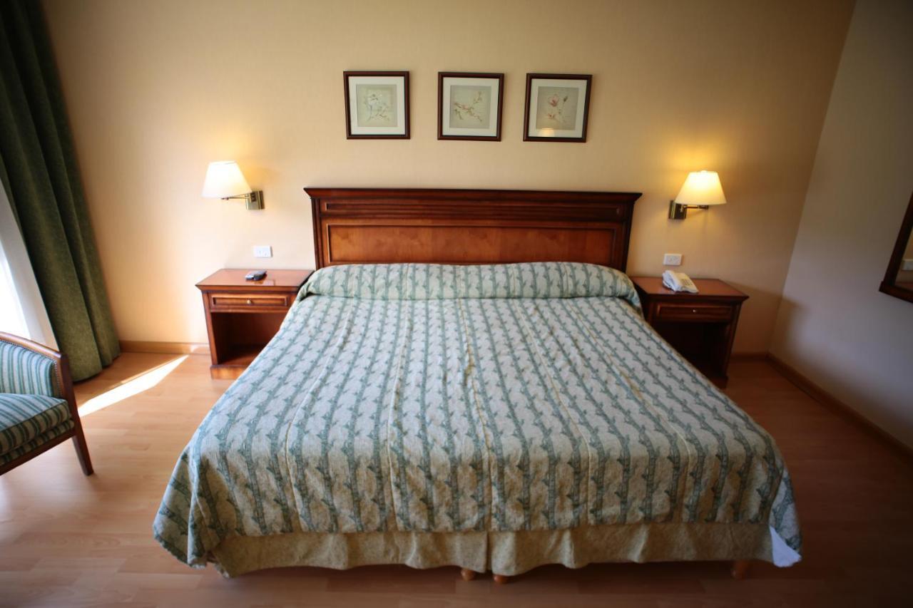 Howard Johnson Hotel & Spa Villa General Belgrano Luaran gambar
